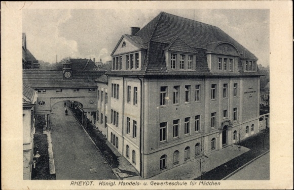 Postcard Rheydt Mönchengladbach on the Lower Rhine, school building, Royal Commercial and Trade School for
