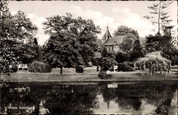 Postcard Moers am Niederrhein, castle park trees, pond, castle in the background