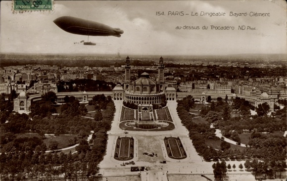 Ak Paris XVI Trocadéro, luchtschip Bayard-Clément, Trocadéro, luchtfoto, uitzicht