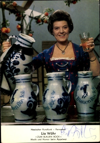 Postcard actress Lia Wöhr, portrait, Zum blauen Bock, music and humor at Äppelwoi, autograph