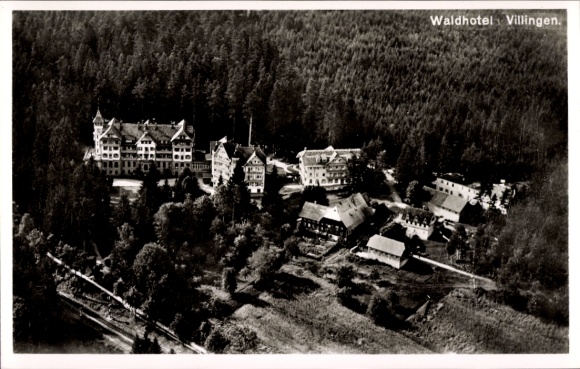 Ak Villingen Schwenningen in het Zwarte Woud, Waldhotel Villingen, luchtfoto