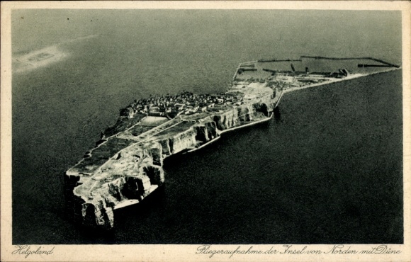 Ak Nordseeinsel Helgoland, Fliegeraufnahme von  seaside view, Insel, Norden