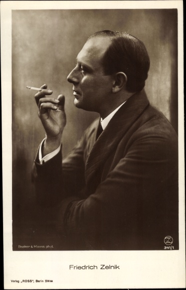 Postcard actor Friedrich Zelnik, side portrait with cigarette, Ross 341/1