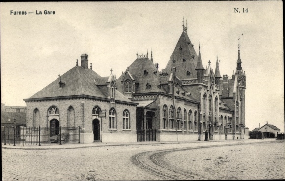 Postcard Veurne Veurne West Flanders, The Train Station