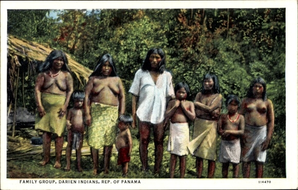 Ak Darien Indians in Panama, Family Group