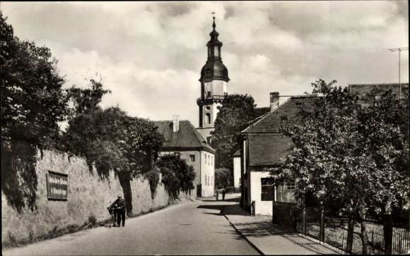 Postcard Koenigsbrück in Oberlausitz, Dresdner Strasse, bell tower