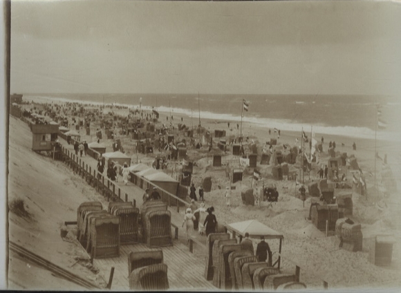 Original Foto Westerland auf Sylt, Strandburgen, um 1900