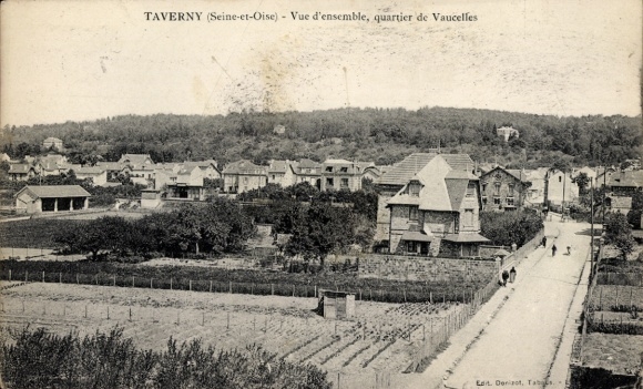 Ak Taverny Val d'Oise, Vue d'ensemble, quartier de Vaucelles, Häuser, Landschaft, Straße