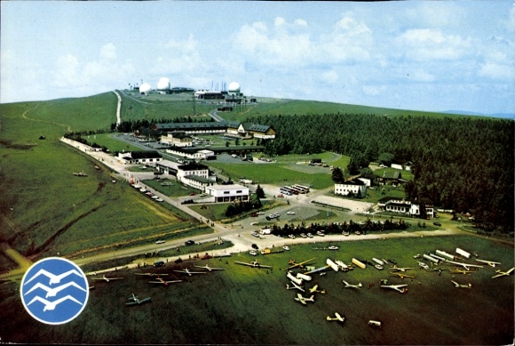 Postcard BERG WASSERKUPPE is located in Gersfeld, gliders on the Wasserkuppe in the Rhön