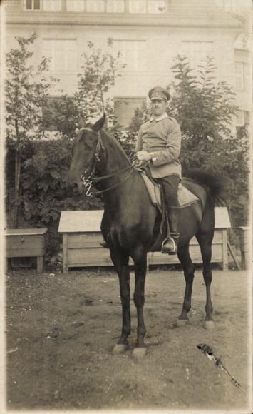 Foto Ak Deutscher Soldat in Uniform, Pferd, I WK