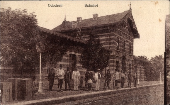 PC Odobesti Romania, train station, track side