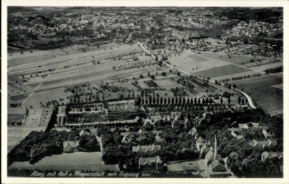 Postcard Alzey in Rheinhessen, aerial view of sanatorium and nursing home, fields, trees