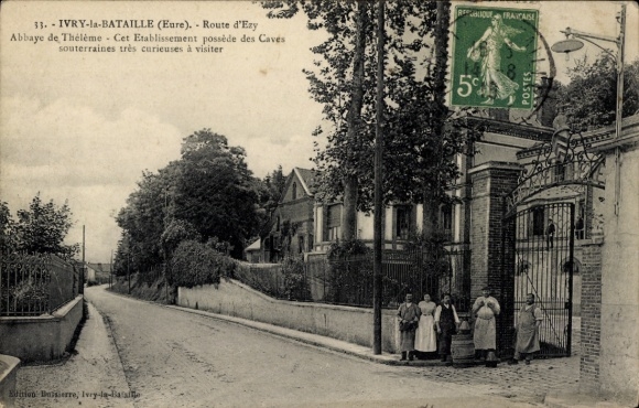 Postcard Ivry la Bataille Eure, Street View, Interior