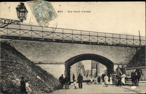 Postcard Mer Loir et Cher, Rue Haute d'Aunay