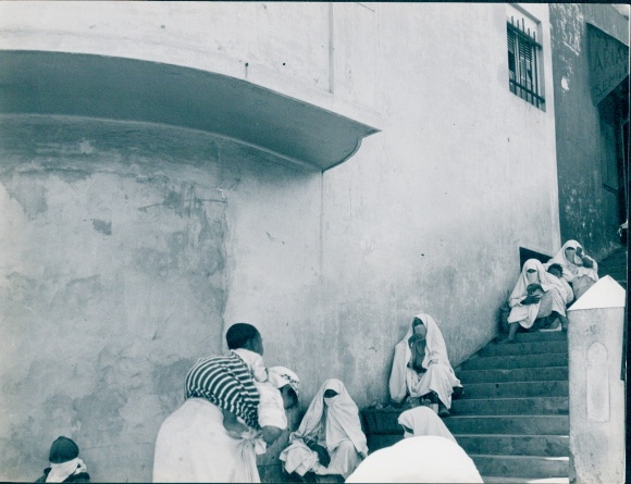 Photo film scene Tanger, the city with two faces, Germany 1952, Jordan J. von Boyadjieff