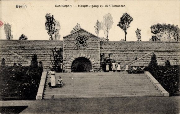 Ak Berlin Wedding, Schillerpark, Haupteingang zu den Terrassen