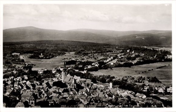 Postcard Oberursel in the Taunus Hessen, panorama of Oberursel, many roofs, church, wooded hills