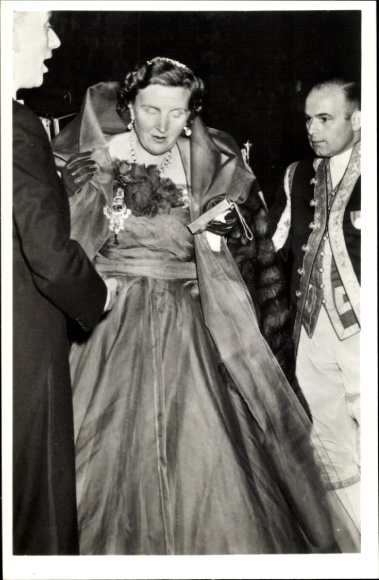 PC Paris, Juliana of the Netherlands with President Auriol, 1950