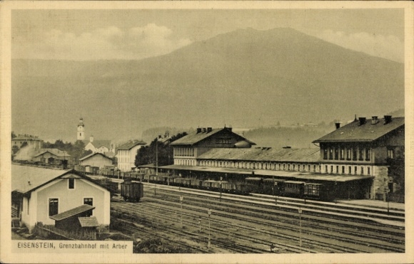 Postcard Bayerisch Eisenstein in the Bavarian Forest, border station track side, Arber