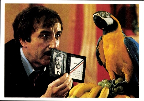 Postcard actor Peter Sellers, portrait, parrot macaw