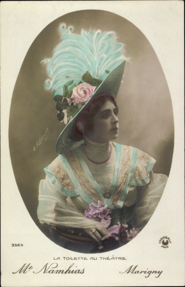 Ak Actrice Namhias, Marigny, Toilette au Theatre, Portret