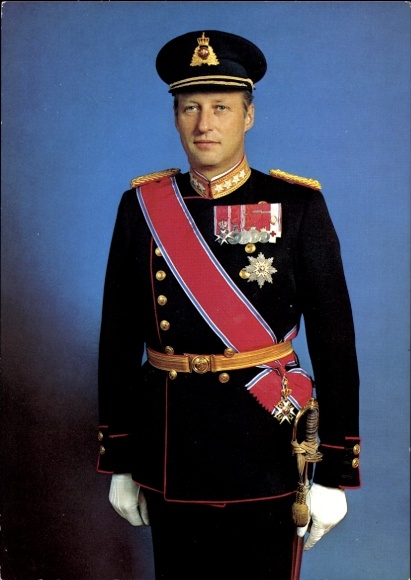 Ak Kronprinz Harald, Portrait