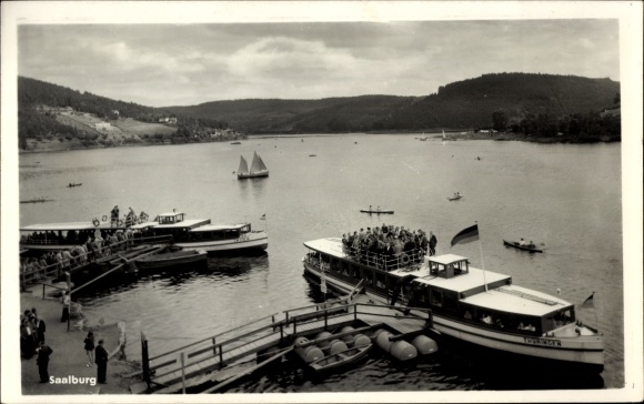PC Saalburg in Thuringia, saloon steamer Thuringia, landing stage, sailing boats