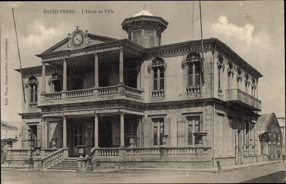 KP Basse Terre Gwadelupa, L'Hotel de Ville