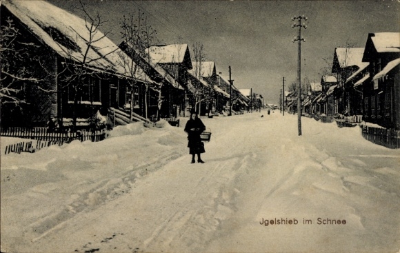 Ak Igelshieb Neuhaus am Rennweg Thüringen, Straßenpartie im Winter