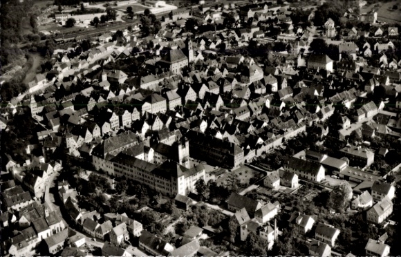 Postcard Günzburg on the Danube Swabia, aerial view of the old town, numerous roofs, buildings