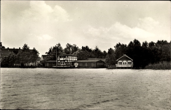 Ak Wusterhausen Dosse, Kulturräume und Bootshaus der BSG Empor am Klempowsee