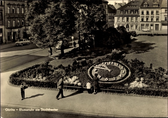 Postcard Görlitz in the Lausitz, flower clock at the city theater