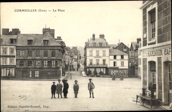 Postcard Cormeilles Eure, La Place