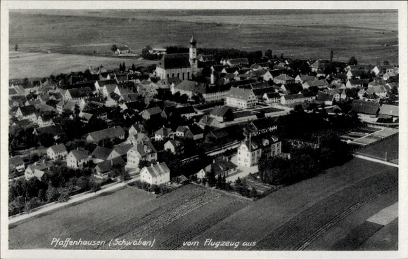 Ak Pfaffenhausen in Oberschwaben Unterallgäu, Fliegeraufnahme