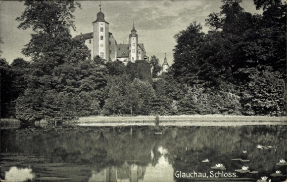 Postcard Glauchau Saxony, view of the castle, pond