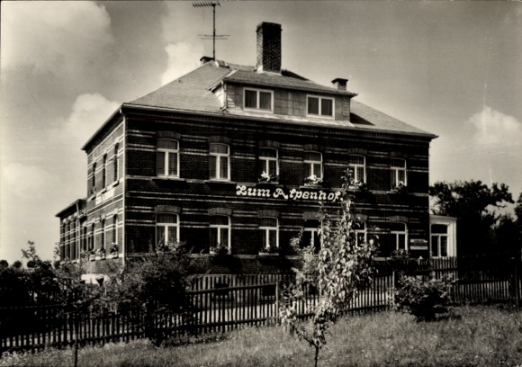 Postcard Breitenfeld Markneukirchen in the Vogtland, building "Zum Alpenhof", brick building, surrounded by trees