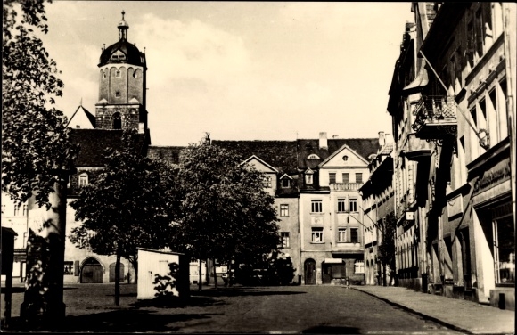 KP Neustadt an der Orla, plac przy rynku, sklepy