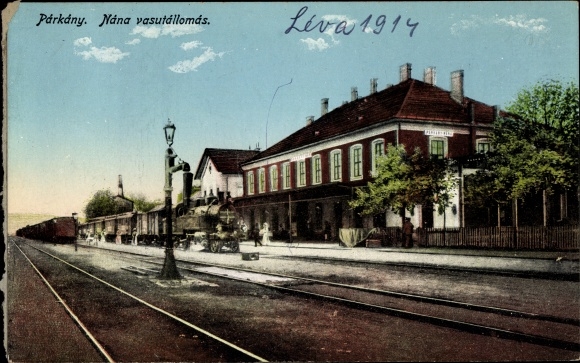 Postcard Štúrovo Parkany Slowakei, Bahnhof, Gleisseite