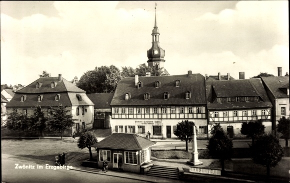 Postcard Zwönitz in the Erzgebirge of Saxony, square, bakery, church tower