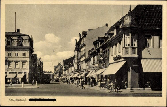 Ak Frankenthal in der Pfalz, Stadtansicht mit Geschäften und Straßen, sonniger Himmel, Menschen a