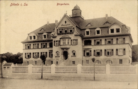 Ak Döbeln in Sachsen, Bürgerheim, s Gebäude, sepia Tönung