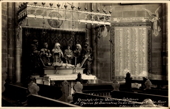 Foto Ak Trier an der Mosel, Ehrentafel in der Liebfrauenkirche, Gefallene der Pfarrei St. Laurentius