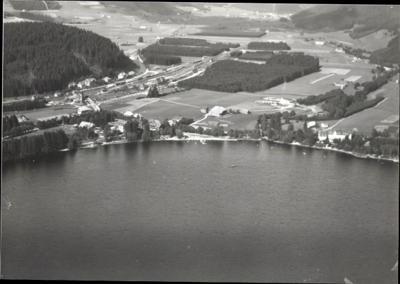 Foto Titisee Neustadt im Breisgau Hochschwarzwald, Fliegeraufnahme