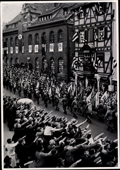 Collective picture work 15 Adolf Hitler, No. 143 Nazi Party Rally in Nuremberg 1935, Day of the Wehrmacht