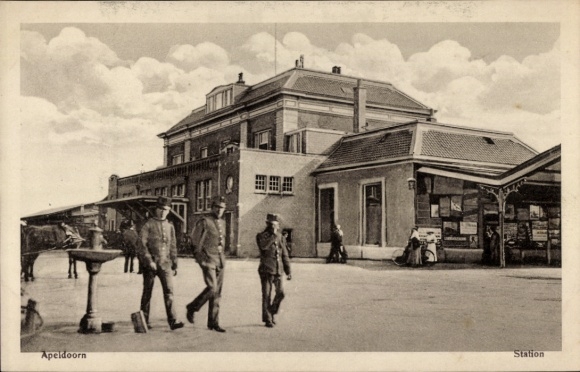 Ansichtkaart Apeldoorn-Gelderland, treinstation