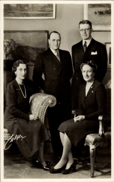Postcard Crown Prince Gustav Adolf of Sweden, Crown Princess Louise, Crown Prince Olav, Princess Märtha