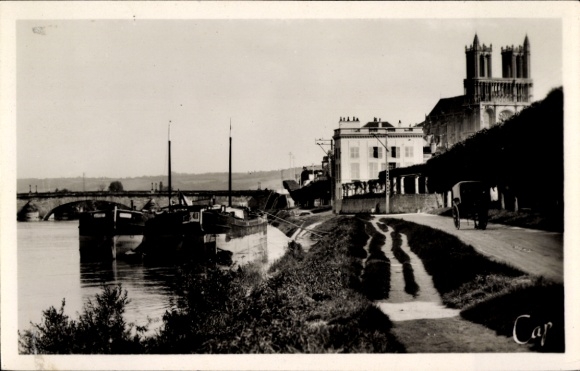 Ak Mantes sur Seine Yvelines, Seineufer, Kathedrale