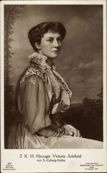 Ak Herzogin Victoria Adelheid von Sachsen Coburg Gotha, Portrait