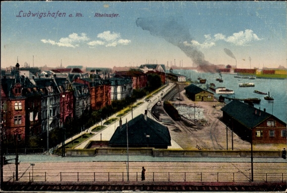 Ak Ludwigshafen am Rhein, Ludwigshafen am Rhein, Rheinufer, Hafenansicht, Schiffe