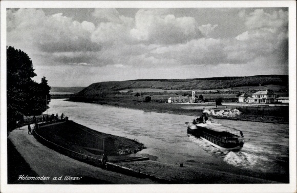 Ak Holzminden an der Weser, Weser, Schiff, Uferpromenade, Häuser, Bäume, Himmel